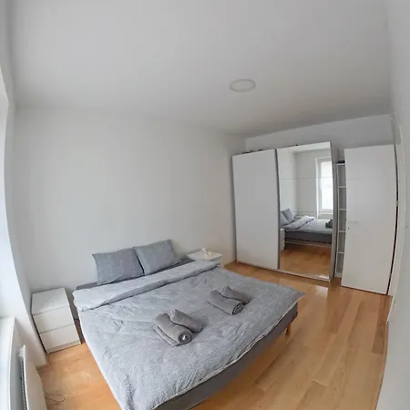Apartmán Modern Luxury With Private Parking