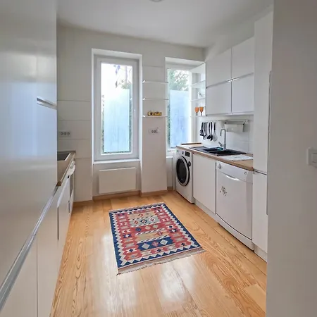 Apartman Modern Luxury With Private Parking Sarajevo